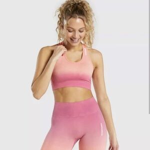 Gymshark Women's Pink and Peach Ombre Sports Bra
